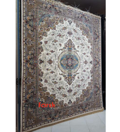 فرش نیاوران 1200 شانه کرم طرح 3638