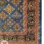 فرش ماشینی سنتی طرح دستباف زمینه آبی کد 104