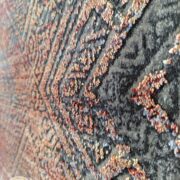 فرش ماشینی طرح وینتیج گل برجسته مدرن زمینه کرم مشکی کد 120