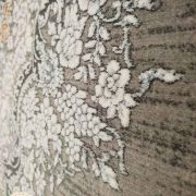 فرش ماشینی وینتیج طرح گل برجسته مدرن زمینه خاکستری کد 80270