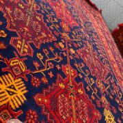 فرش طرح دستبافت و سنتی زمینه سرمه ای کد 315s